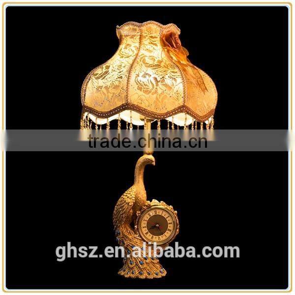 Custom resin cute kids Elf table lamp manufacturer