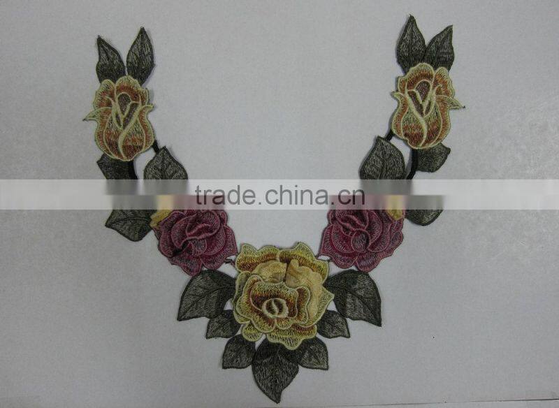 machine crochet flower neck lace