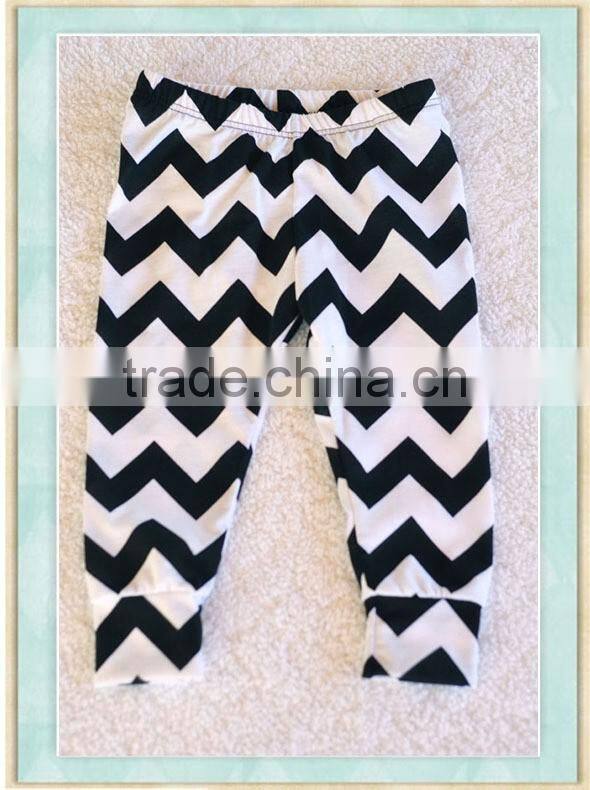 Baby Leggings Toddler Leggings Girls Long Pants Trousers Black White/Red White Jugged Fall Leggings, 2 Colors