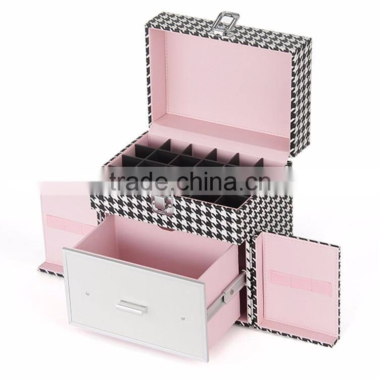 Ladies leather vanity bag nail box