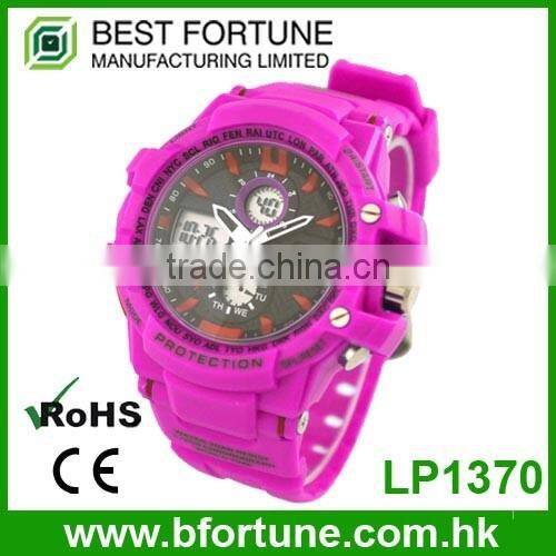 LP1369 Promotional price stainless steel case back fashion digital watch
