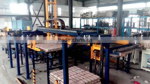 Automatic separated concrete block palletizing machine