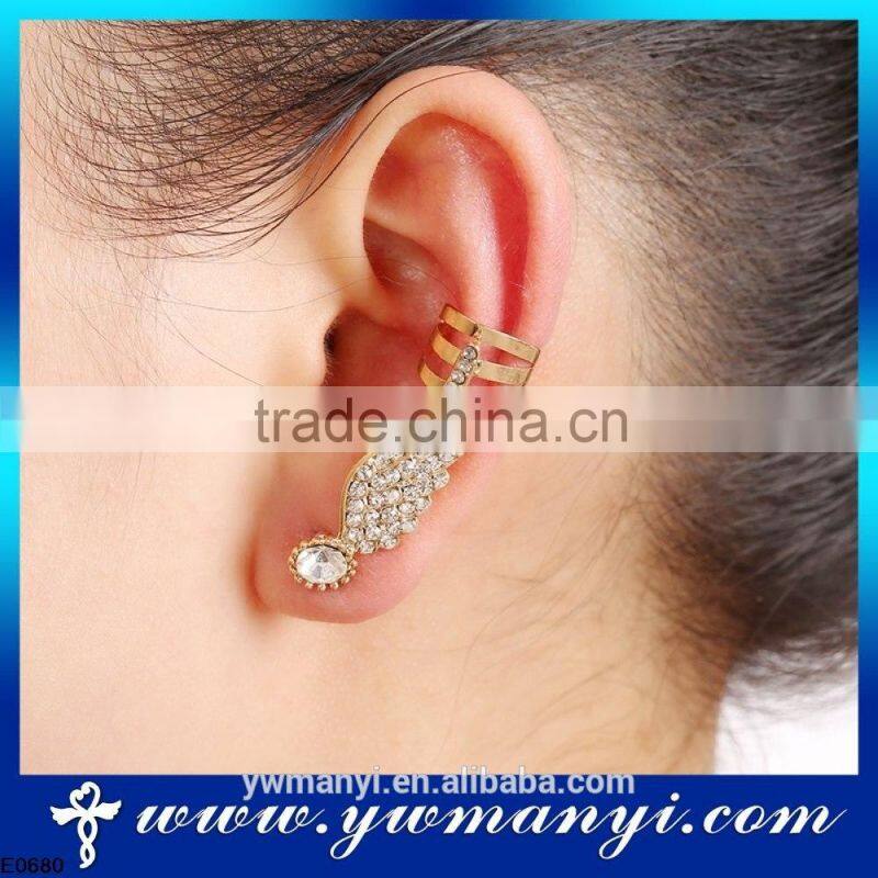Hot sale alloy gold rhinestone wing ear cuff with OEM jewelry is accepted E680