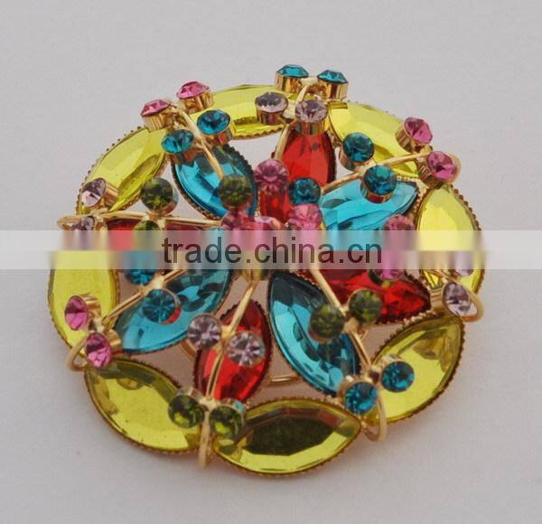 black and light yellow dots resin gem stud smily brooches