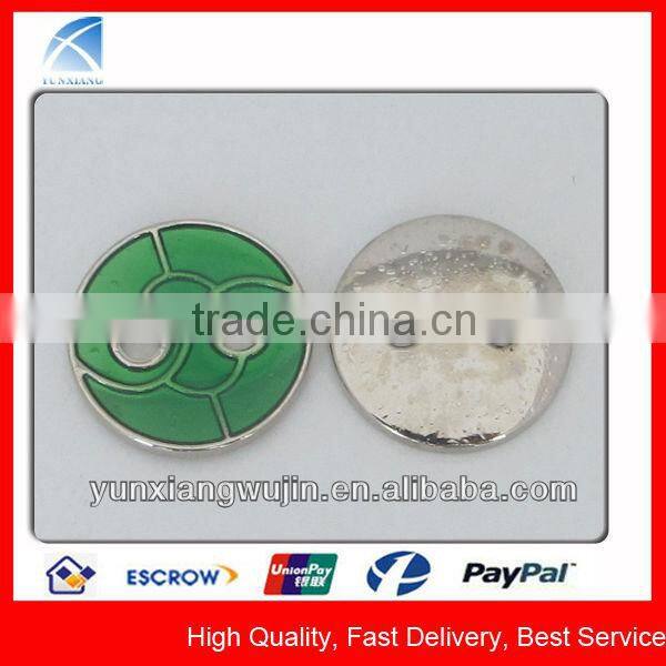 YX5537 Metal Embossed 2 Holes Antique Silver Metal Button