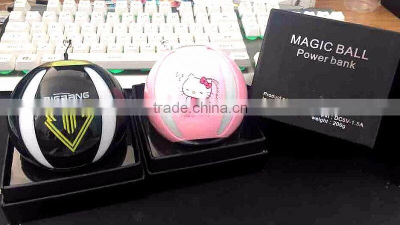 2016 new design wholesale pekacu Pokemon ball power bank charging battery pokemon 10000mAh power bank pekacu charger