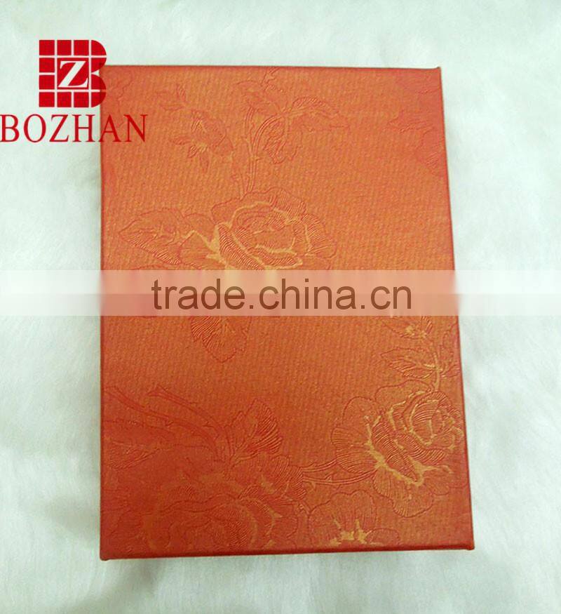 Cosmetic vanity mirror set with comb