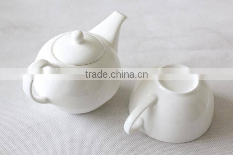 Wholesale tea pot and tea cup porcelain tea set for one person