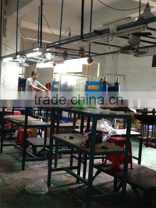 customized cartoon design silicone baby bath toy ,Bath toys wholesale