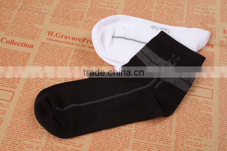 Custom UK Gentlemen Thin Ankle socks,Black and white color mens CK ankle socks