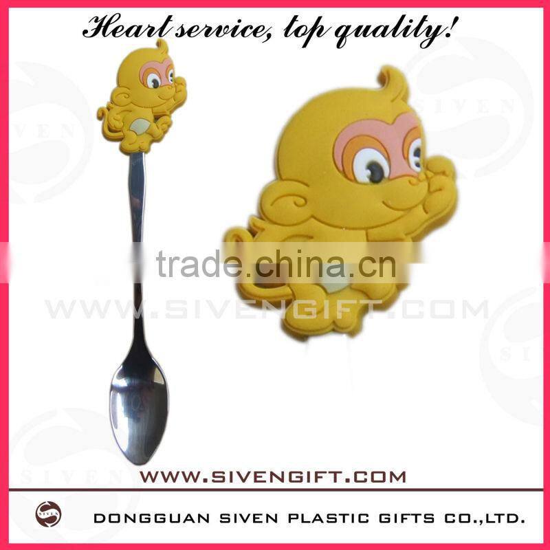 2014 new design cute plastic 3d spoon cover