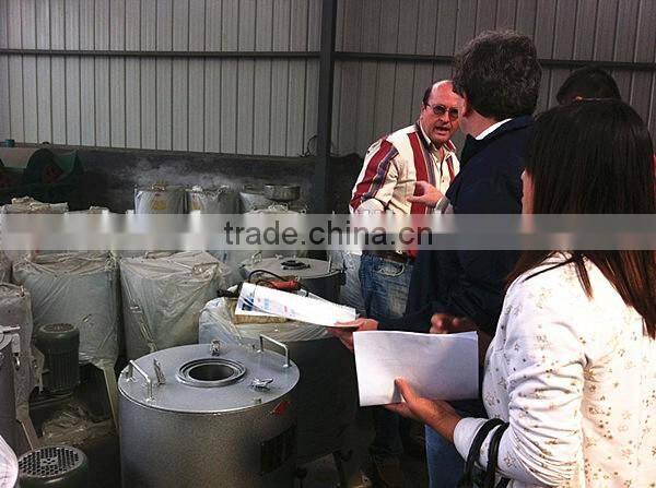 Economical oil filter in auto/oil filter factory with low price