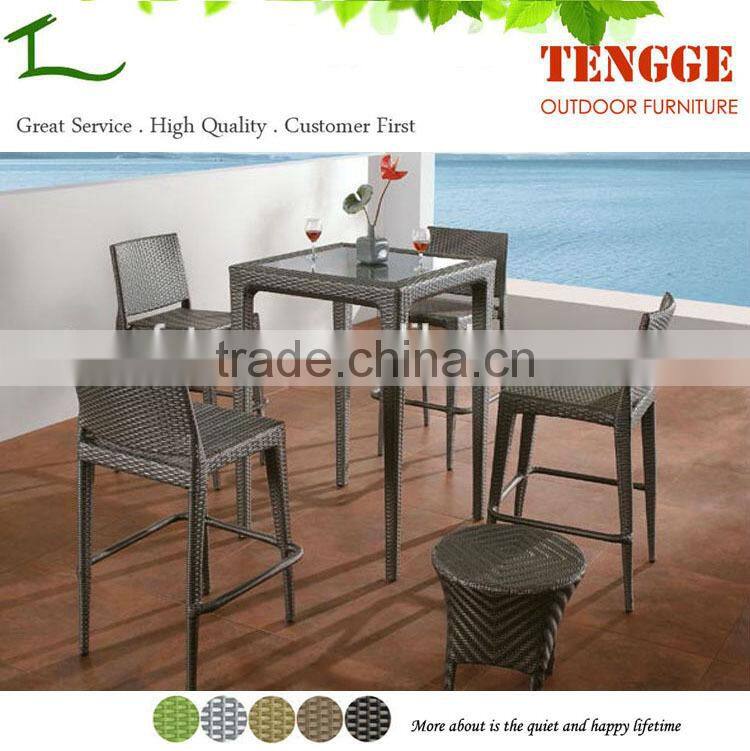 TG15-0068 Oudoor furniture PE wicker cheap bar table sets