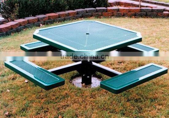 Arlau outdoor table set with umbrella