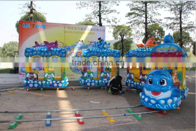 2014 Lovely Design Outdoor Electric Mini Train For Sale
