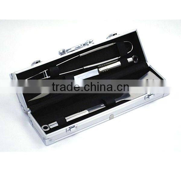 BQ-0077 / 3 pcs hollow handle knife and fork bbq set