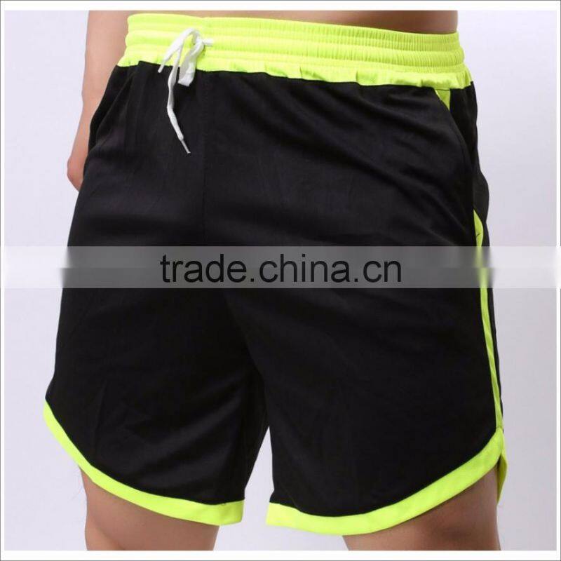 Wholesale Men OEM Sports Gym Used Shorts Blank Polyester Breathable Dry Fit Contrast Color Green Tranning Shorts