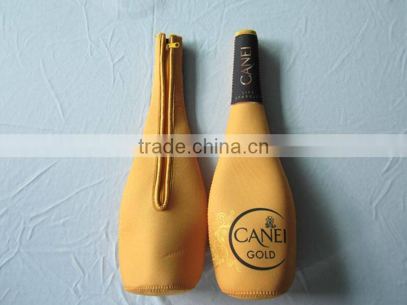 GR-B0141 custom neoprene champagne bottle cover
