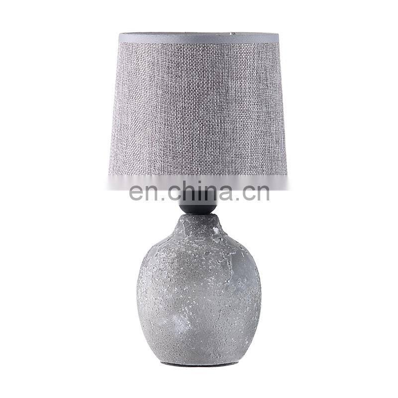 new design antique ceramic desk lamp and LED light source