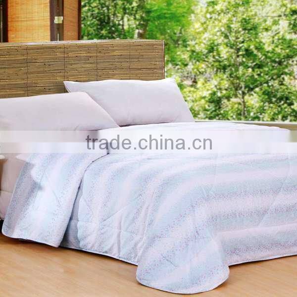 Wholesale hotel white plain duck feather down quilt china printed softextile quilt fabric