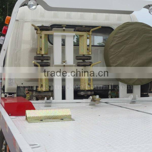 DongFeng DuoLiKa 4*2 Road Wrecker Truck 4 Ton
