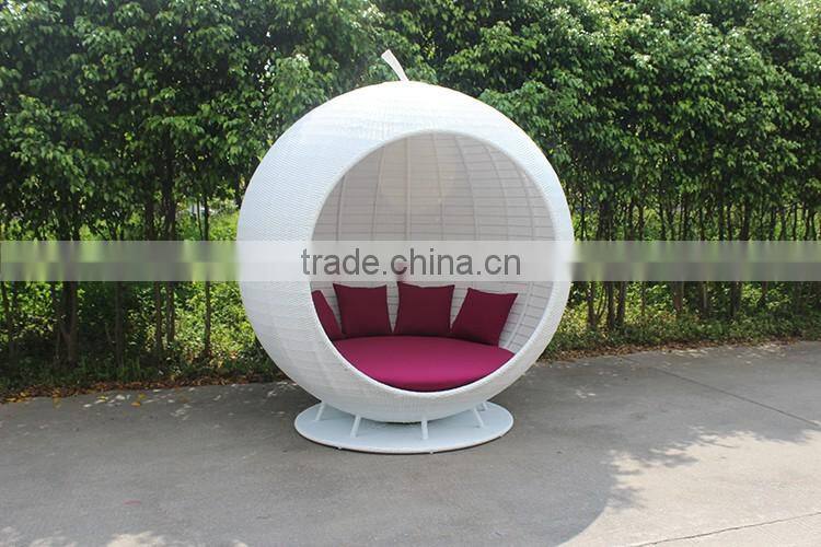Garden Furniture Luxury Rattan White Apple Sunbed