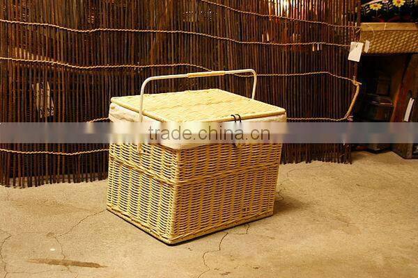 White Wicker gift hamper with green liner