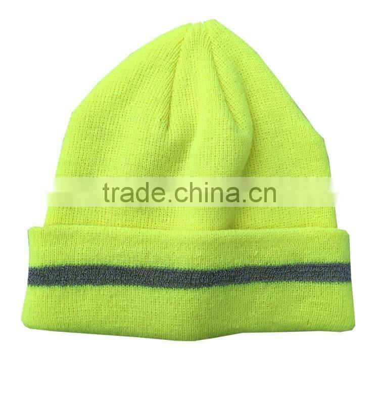 High visibility warm reflective winter safety knitted hat