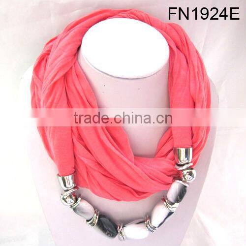 Fashion necklace pendant scarf