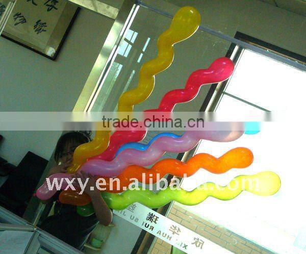 Colorful screw balloon