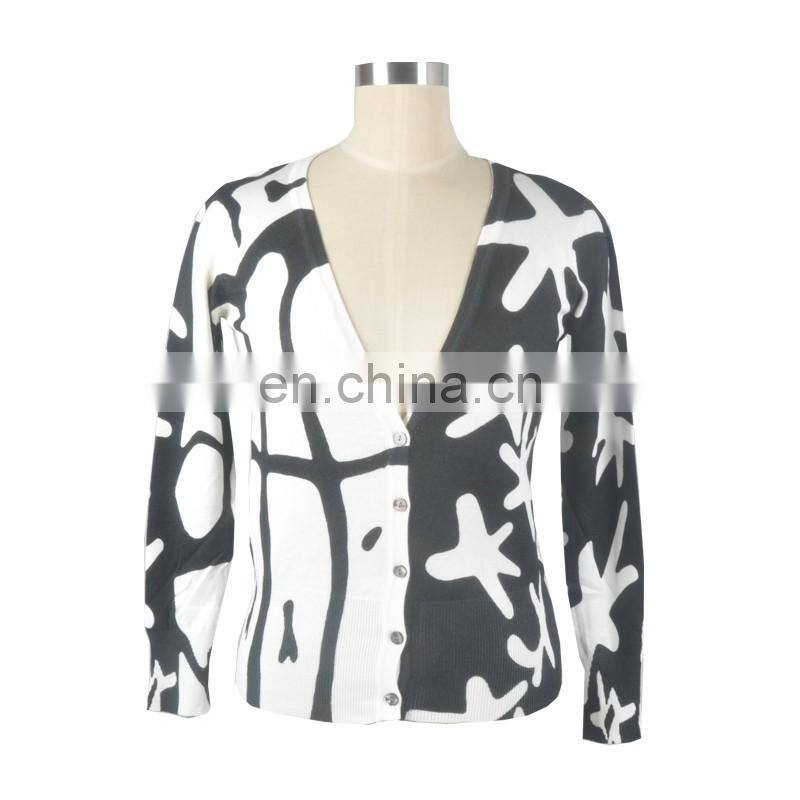 OEM Spring Black And White Pattern Print Fabric Winter Long Women Cardigan