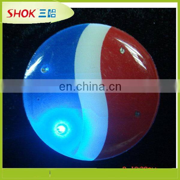 2015 novelty different shape customized led flashing badges for garment