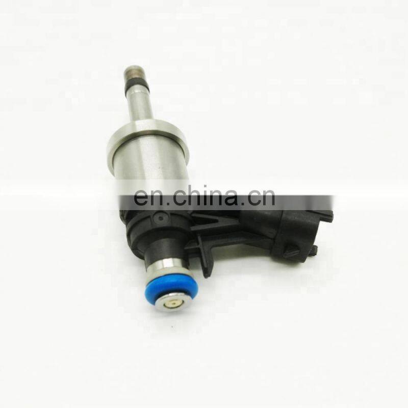 fuel injectors Injection 0261500114 12663380 For 3.6