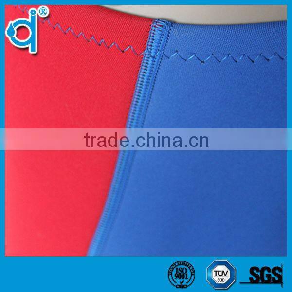 Waterproof Windproof Red Neoprene Diving Suit