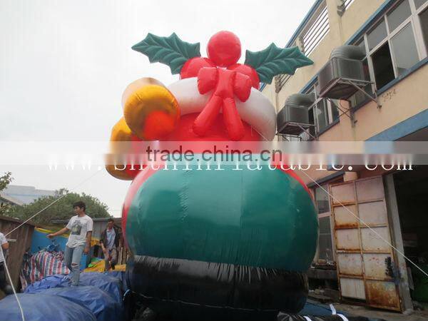 inflatable Xmas decoration