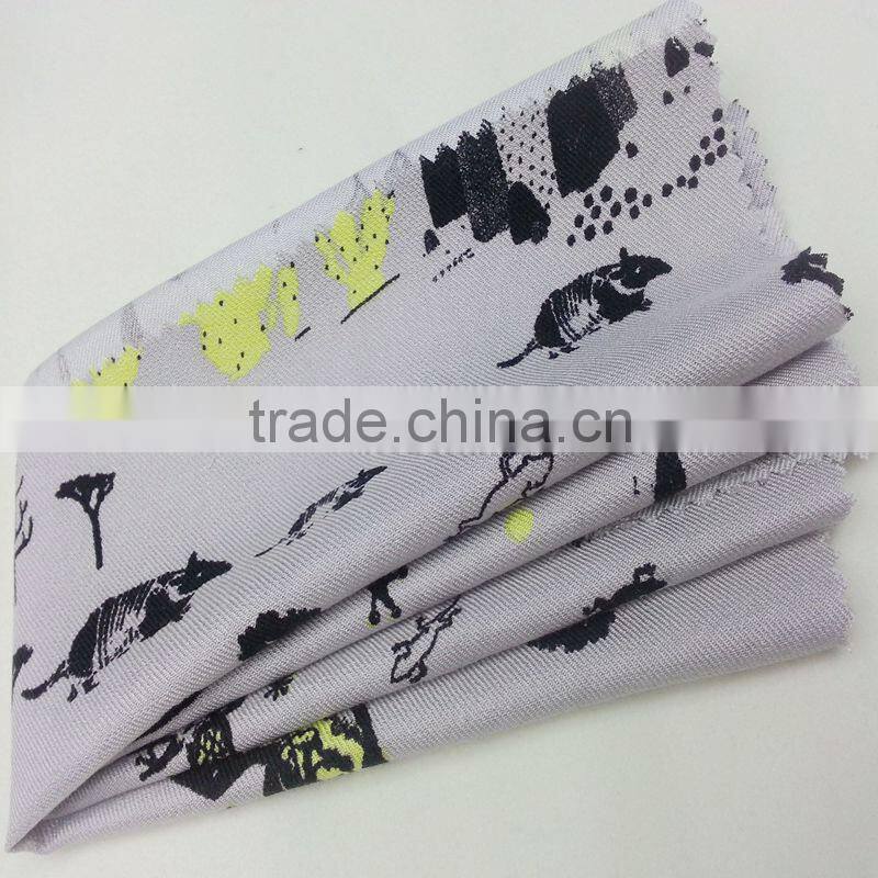 100% 2015 fashion hawaiian rayon fabric for beautiful lady dersses