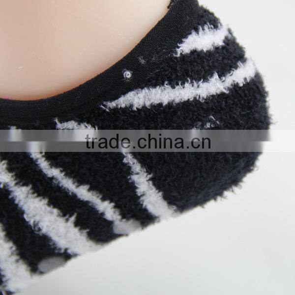 GSW-76 custom new style fashion fuzzy nylon silicon nonslip spa socks women ankle socks