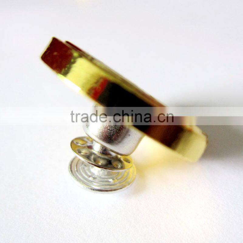 bright gold color button