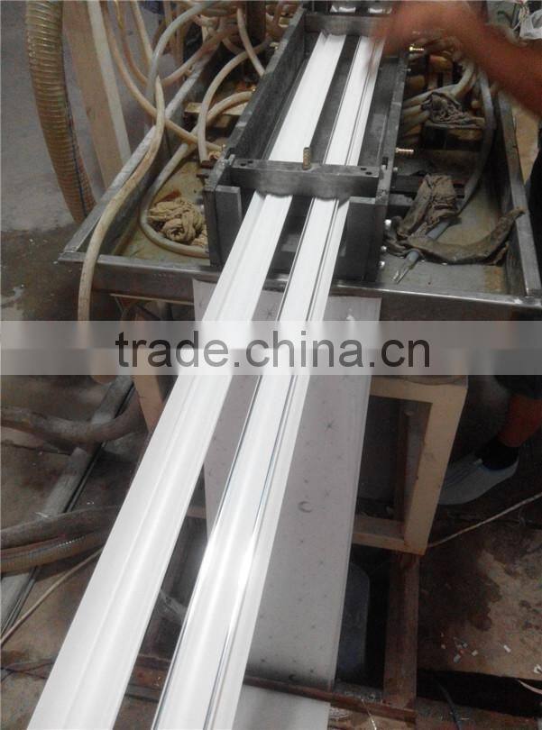 PVC wall angle lines & PVC profils for sale