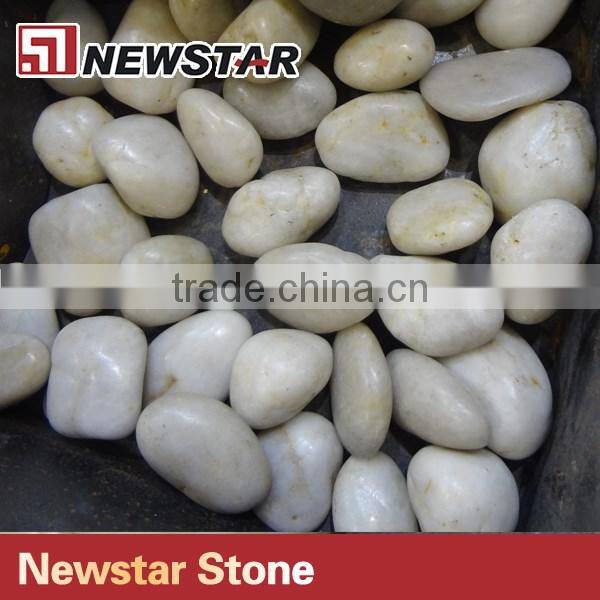White pebble stone pathway