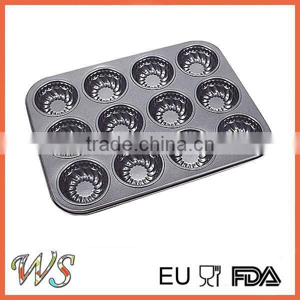 12 Cups Non-stick Baked Carbon