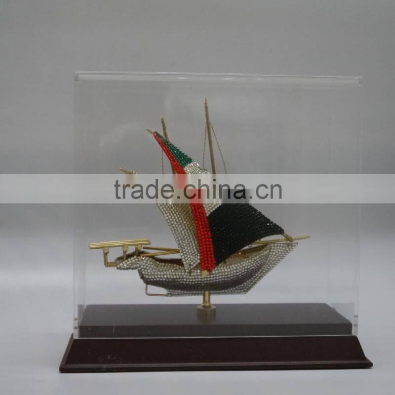 Noble Customized Made metal Arab flag Diamond ship model and dhow For National Day gift