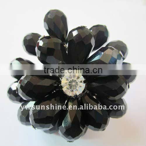 Fashion flower with crystal bead elastic ring