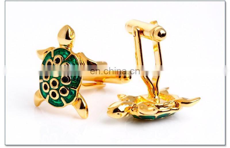 Lovely Green Turtle Men Shirt Gold Cufflinks
