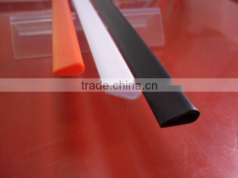 plastic colorful calendar hanger