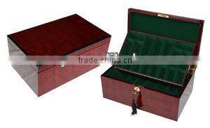 OEM high gloss cherry wooden chess storage box with lid