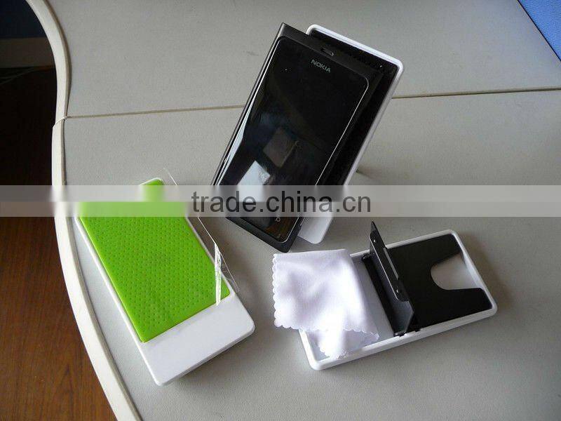 New design Plastic funny cell phone holder for desk