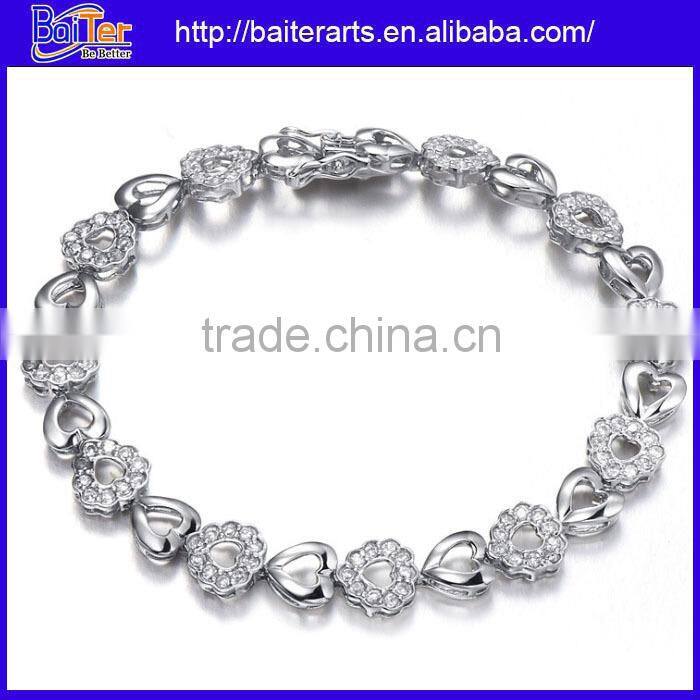Top Quality 925 Sterling Silver Pave Diamond Heart Tennis Bracelet