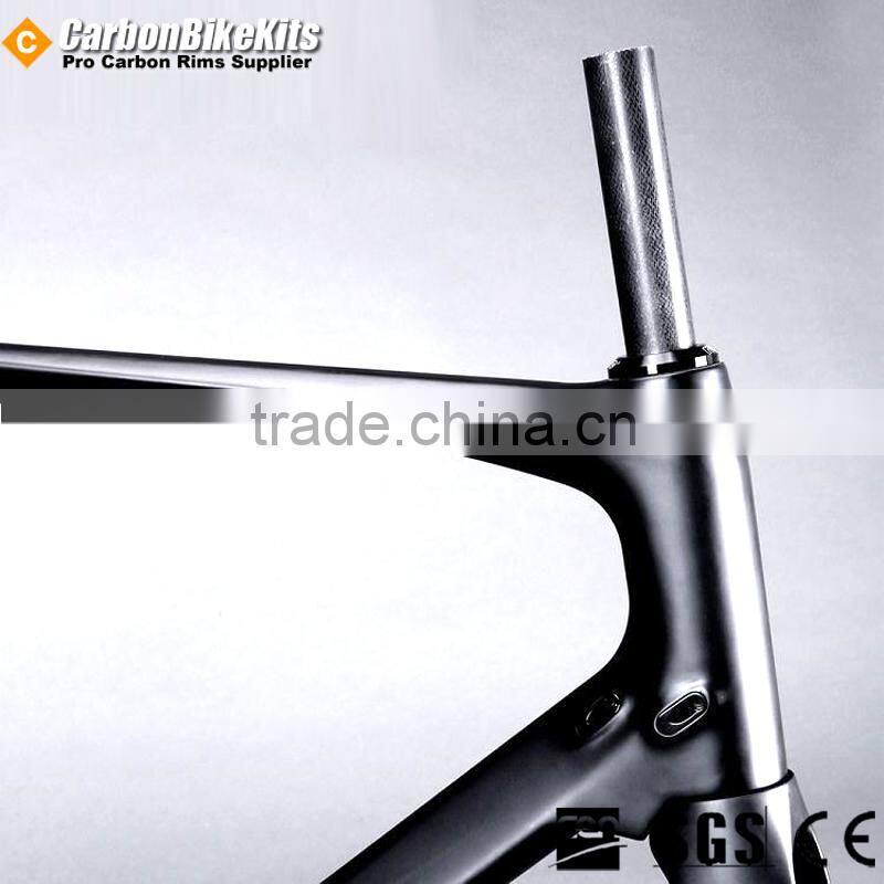 2016 CarbonBikeKits latest high quality carbon fiber 840g super light weight carbon frame carbon road bicycle CFM182