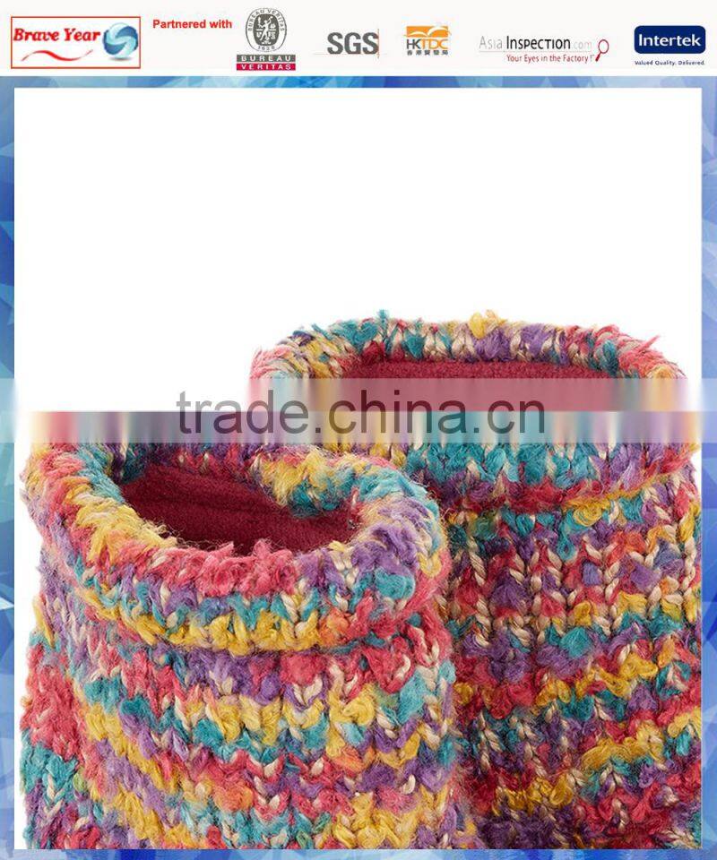 Novelty knitted owl snow woman boot with button eyes